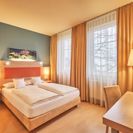 Hotel Akzent 3*