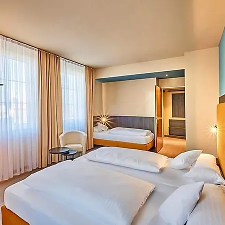 Hotel Akzent 3*